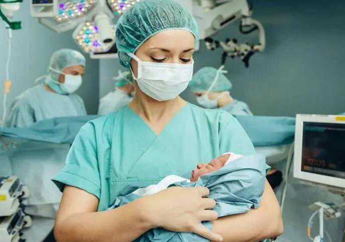 深圳试管代孕要多少费用_高龄做泰国试管婴儿，需要注意这些事项?